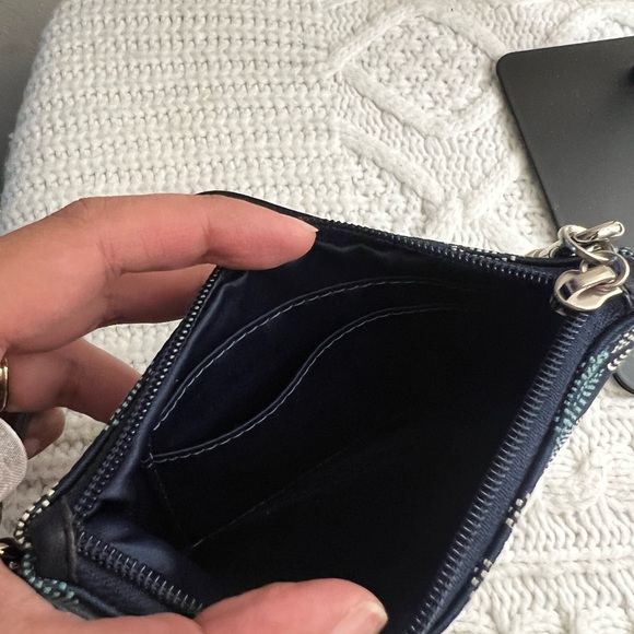 Coach Patterned Blue Wristlet 💙🖤 - Picture 2 of 11